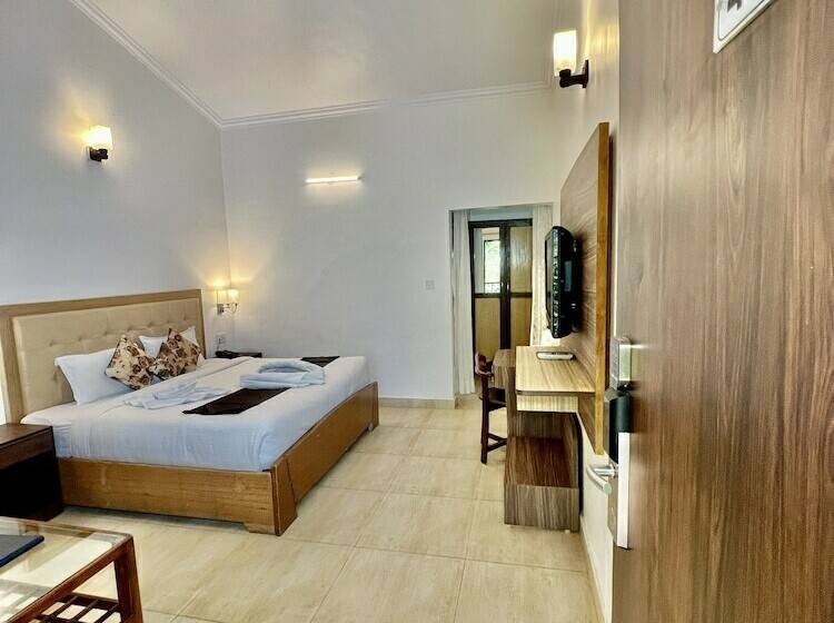 デラックスルーム, Sea Hawk Hill Resort A Luxury Boutique Resort, 20 Km From Nainital