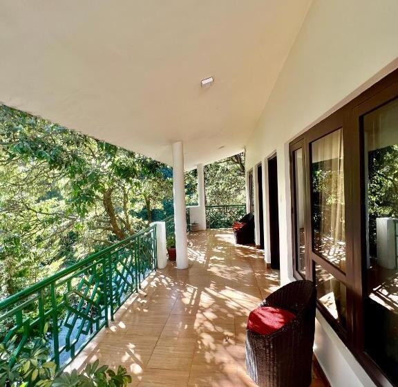 اتاق لوکس, Sea Hawk Hill Resort A Luxury Boutique Resort, 20 Km From Nainital