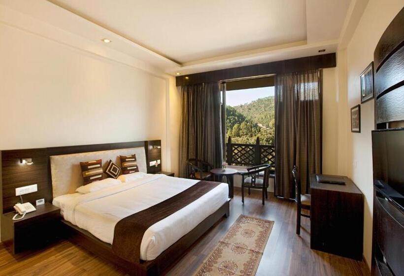スーペリアールーム, Sea Hawk Hill Resort A Luxury Boutique Resort, 20 Km From Nainital