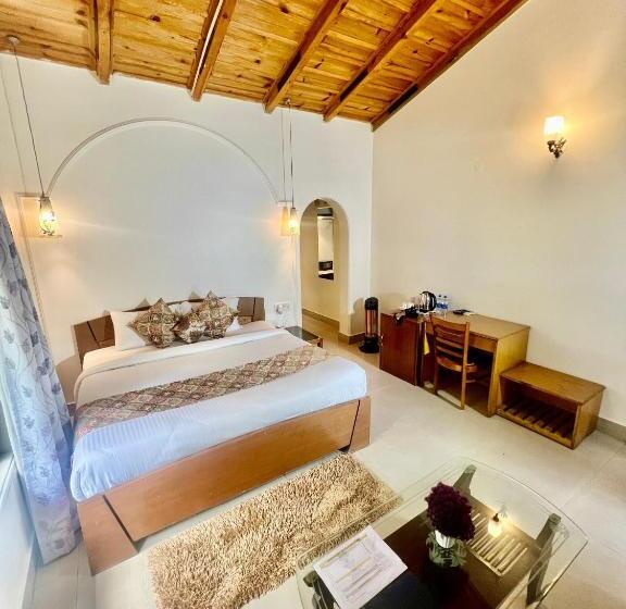 اتاق استاندارد با تخت بزرگ, Sea Hawk Hill Resort A Luxury Boutique Resort, 20 Km From Nainital