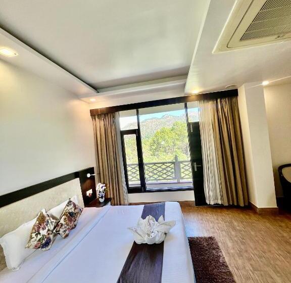 اتاق استاندارد با بالکن, Sea Hawk Hill Resort A Luxury Boutique Resort, 20 Km From Nainital
