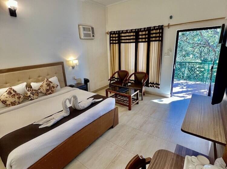 デラックスルーム, Sea Hawk Hill Resort A Luxury Boutique Resort, 20 Km From Nainital