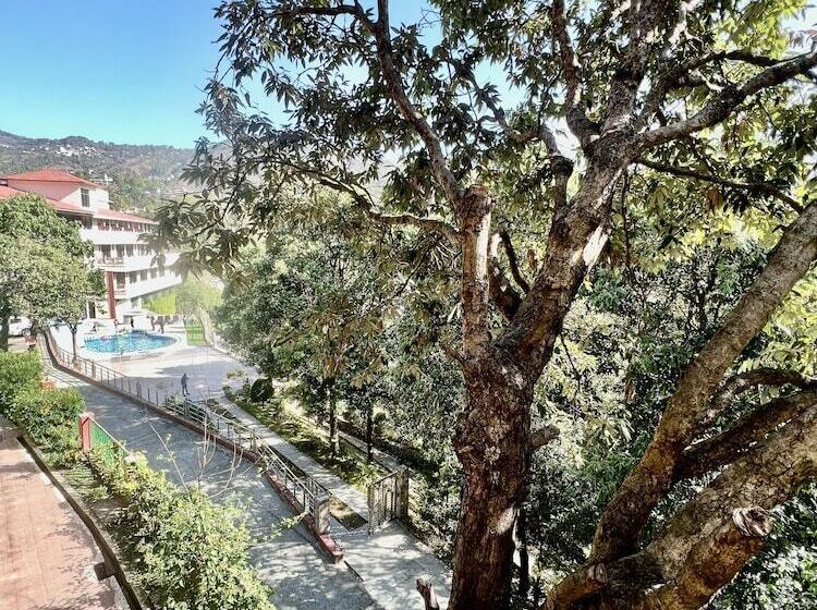 デラックスルーム, Sea Hawk Hill Resort A Luxury Boutique Resort, 20 Km From Nainital