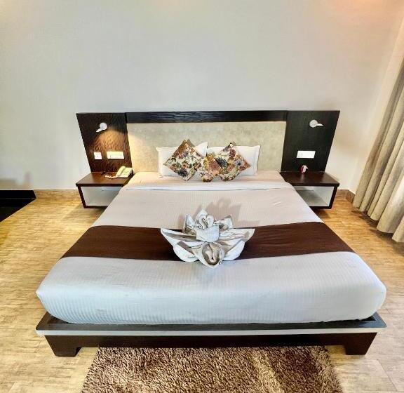 スーペリアールーム, Sea Hawk Hill Resort A Luxury Boutique Resort, 20 Km From Nainital