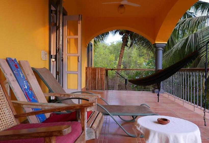 Superiorrum King Size Säng, Sur La Mer