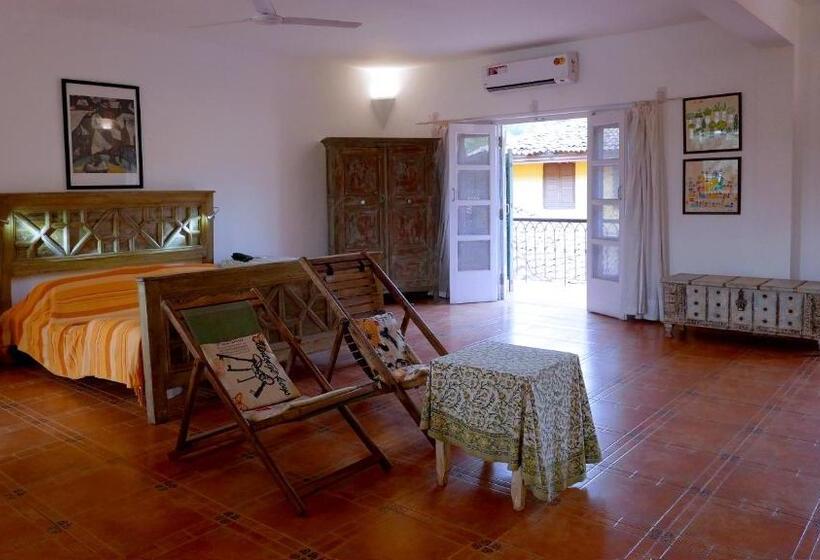 Superiorrum King Size Säng, Sur La Mer