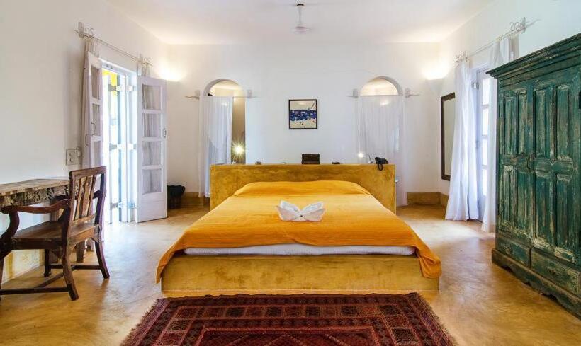 Deluxrum med Balkong, Sur La Mer