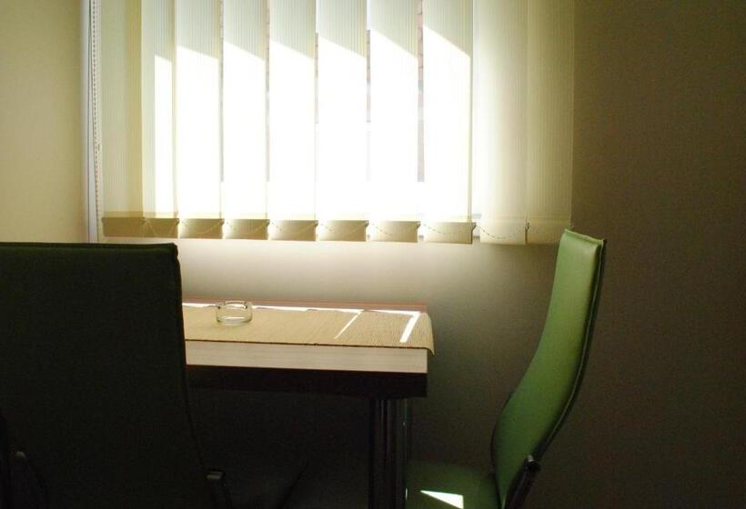 آپارتمان 1 خوابه, Vila Delux