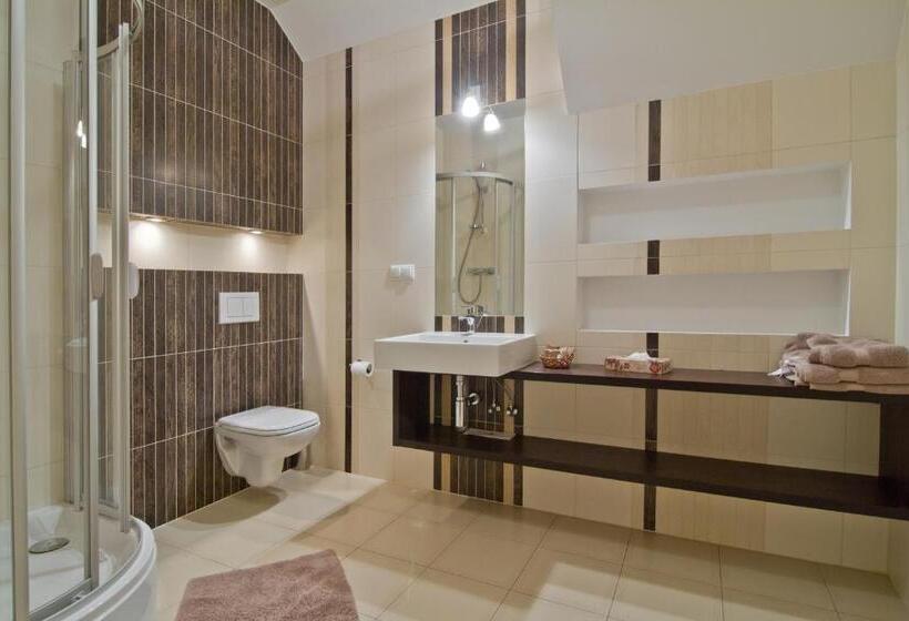 패밀리 룸, Willa Kominiarski Wierch