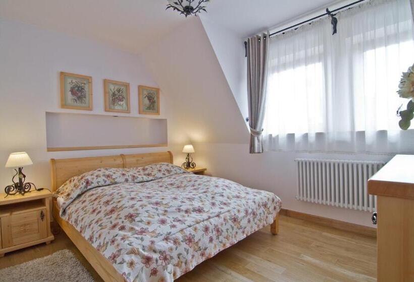 패밀리 룸, Willa Kominiarski Wierch