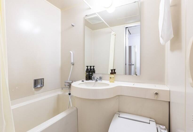 غرفة قياسية ثلاثية, Wing International Sukagawa