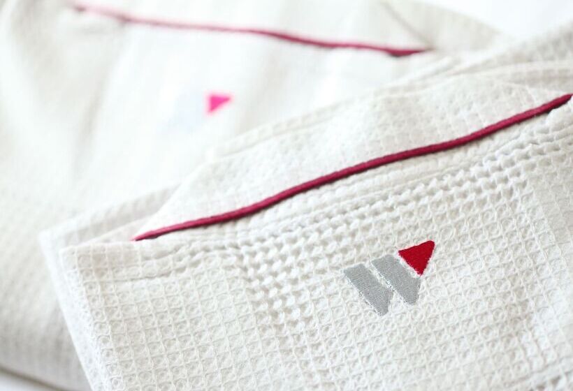 غرفة قياسية ثلاثية, Wing International Sukagawa