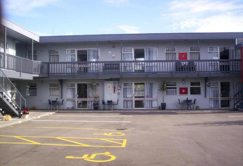 آپارتمان 1 خوابه, Broadway Motor Inn