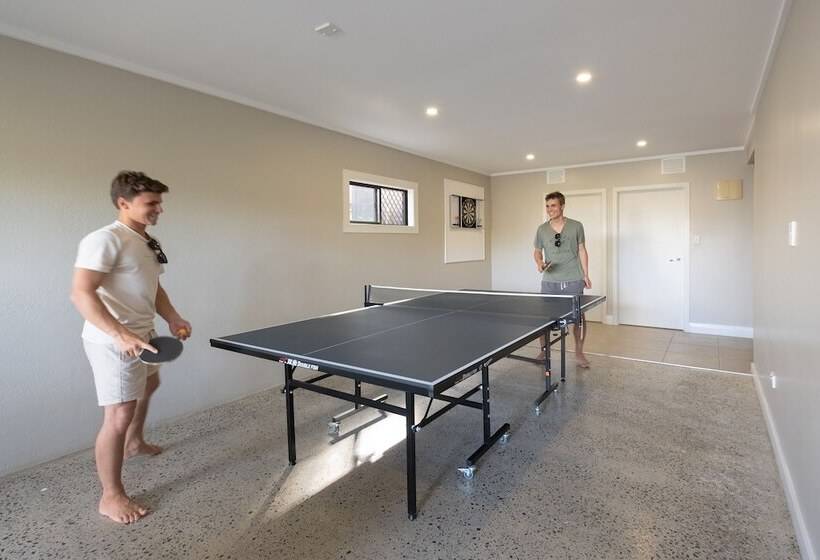 ویلای 2 خوابه, Sea Change Villas