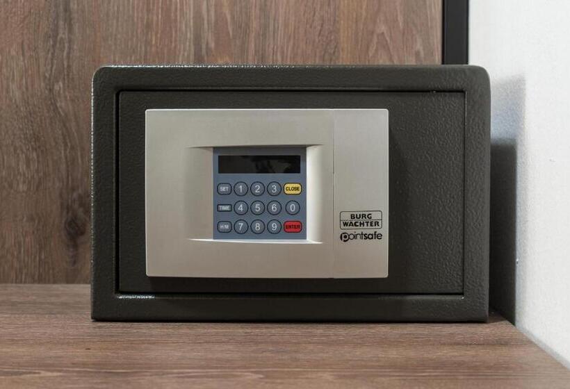 디럭스 룸, Riverside Hotel Plzeň