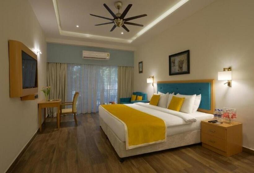 풀장 전망 스위트, Gir Serai Ihcl Seleqtions