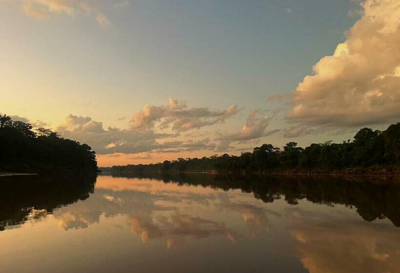 اتاق استاندارد سه نفره, Tambopata Edosikiana Lodge