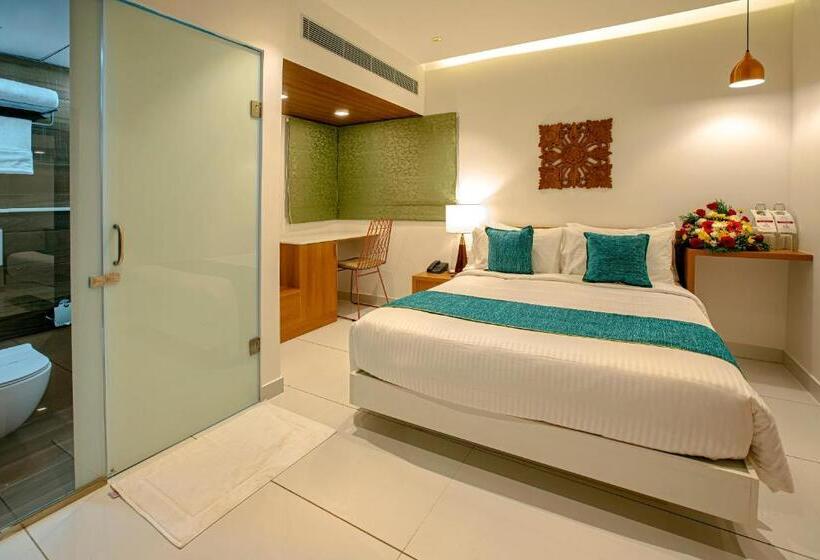 غرفة ديلوكس, Harivaram Yuga