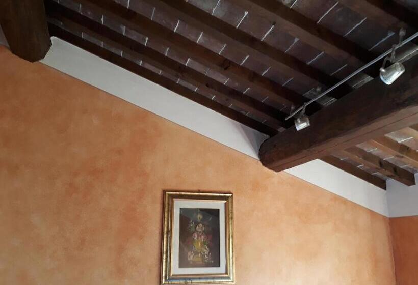 Habitación Triple Estándar, B&b La Corte