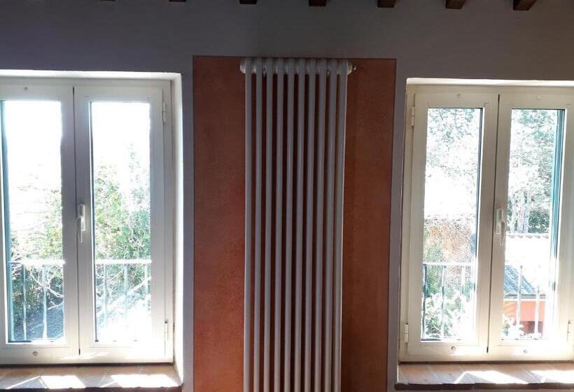 חדר סטנדרט לשלושה, B&b La Corte