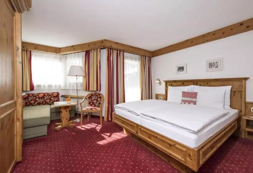 バルコニー付きスタンダードルーム, Chalet Silvretta Hotel & Spa