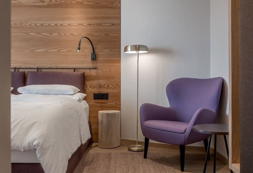 Люкс с Балконом, Chalet Silvretta Hotel & Spa