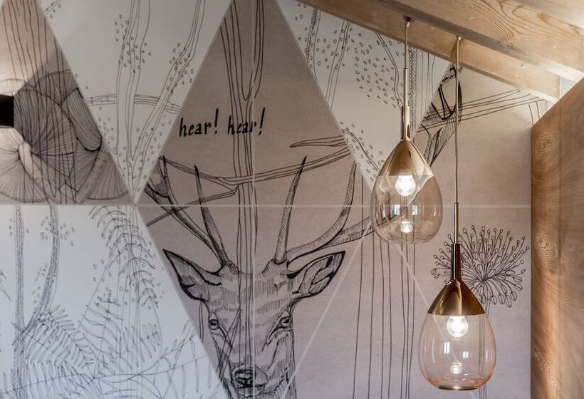 جناح مزوَّد بشرفة, Chalet Silvretta Hotel & Spa