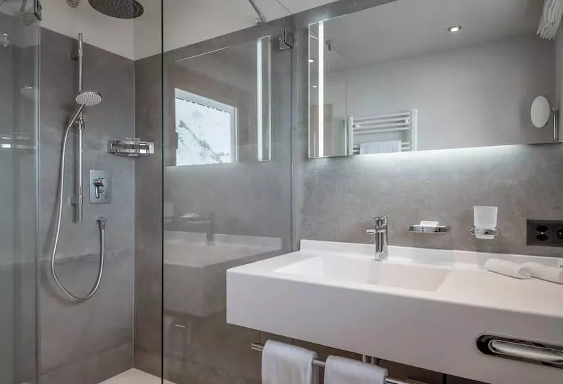 バルコニー付スイート, Chalet Silvretta Hotel & Spa
