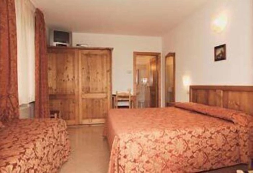 Номер Стандарт Вид на Горы, Albergo Rusall