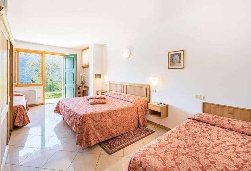 Номер Стандарт Вид на Горы, Albergo Rusall