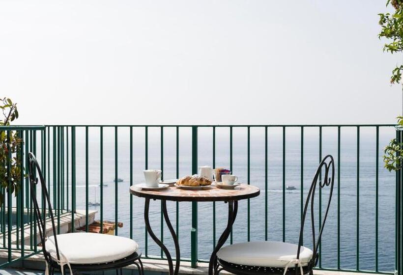 Triple Room Sea View, Il Nido