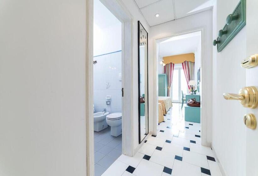 Triple Room Sea View, Il Nido