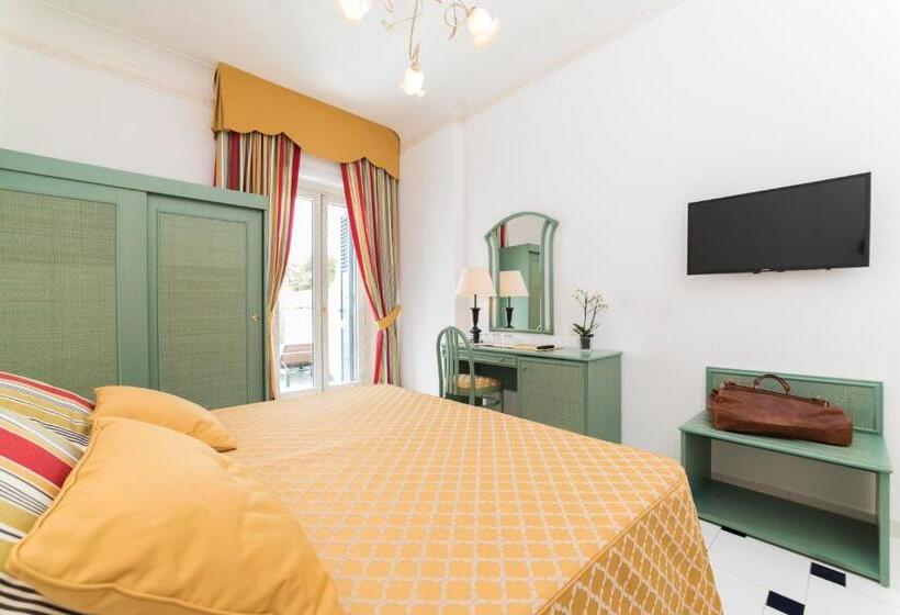 Triple Room Sea View, Il Nido