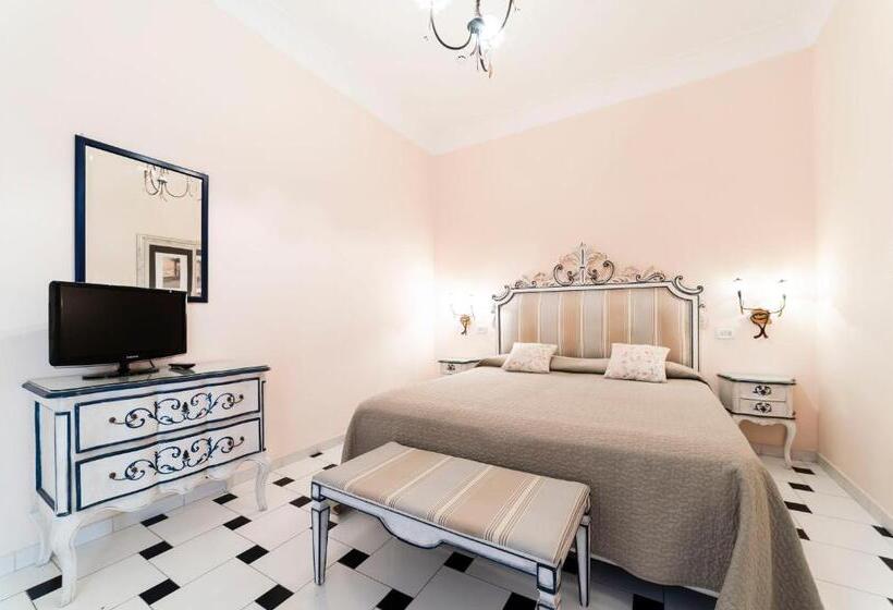 غرفة قياسية مطلّة علي البحر, Il Nido