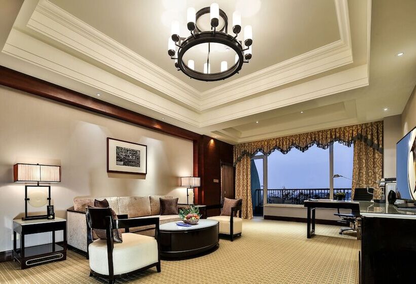 סוויטה נוף להרים, Intercontinental Sancha Lake, An Ihg