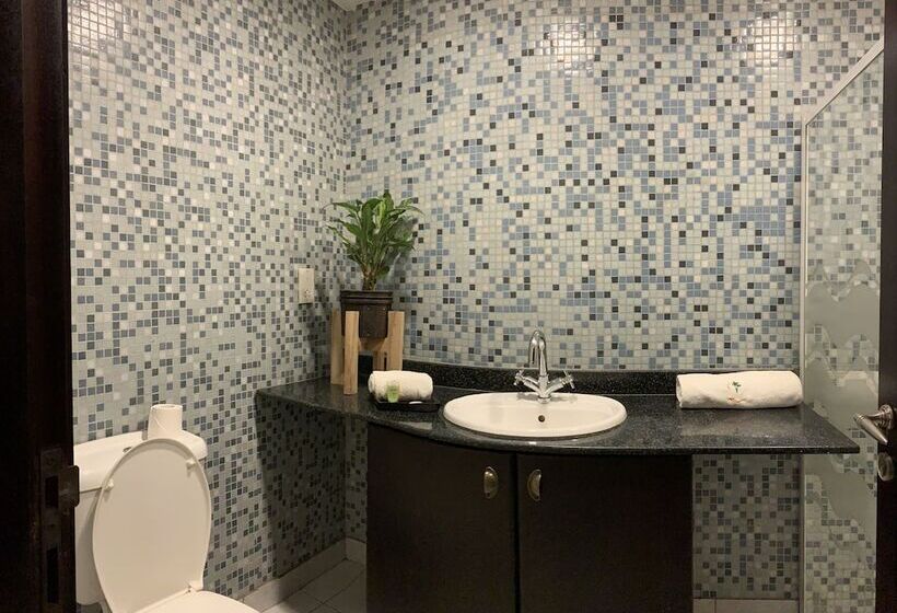 خانه 2 خوابه, Kabira Country Club