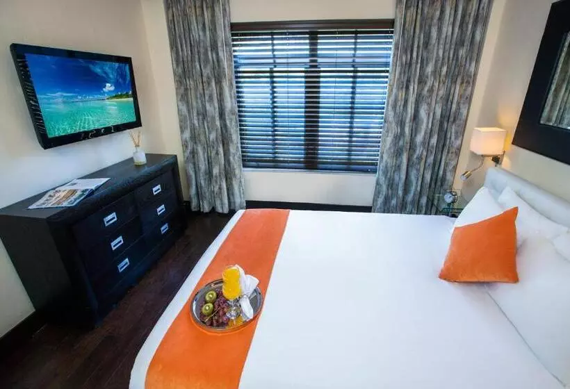 １ベッドルームアパートメント, Lincoln Arms Suites