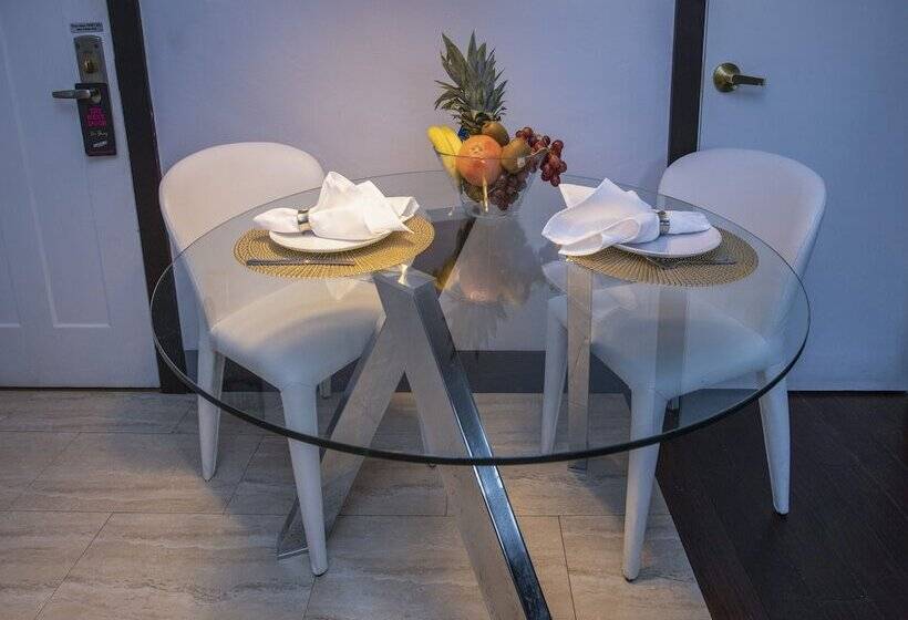 1 Szobás Apartman, Lincoln Arms Suites