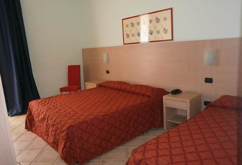 Triple Room Sea View, Miramare