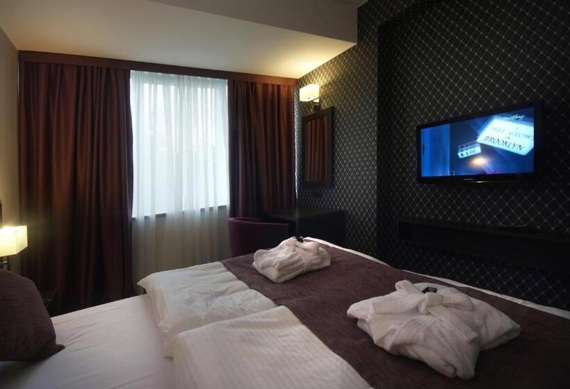 سوییت جونیور, Park Doboj