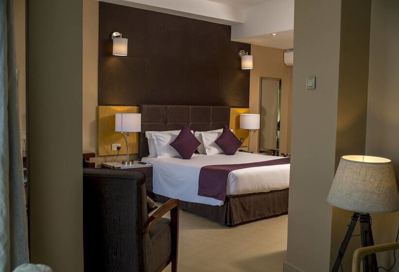 سوئیت اجرایی با مشاهده, Protea Hotel By Marriott Entebbe