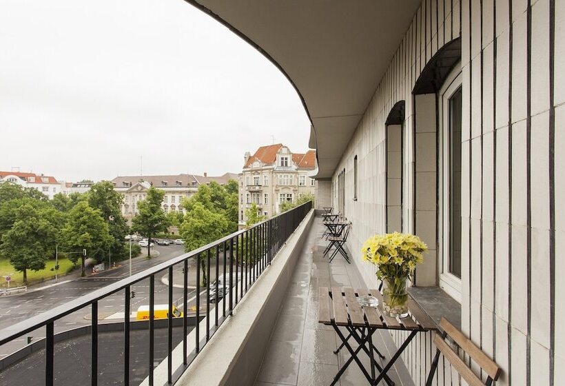 اتاق لوکس, Quentin Boutique Hotel