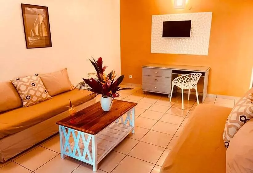 سوییت سوپریور, Résidence Tropicana Suites