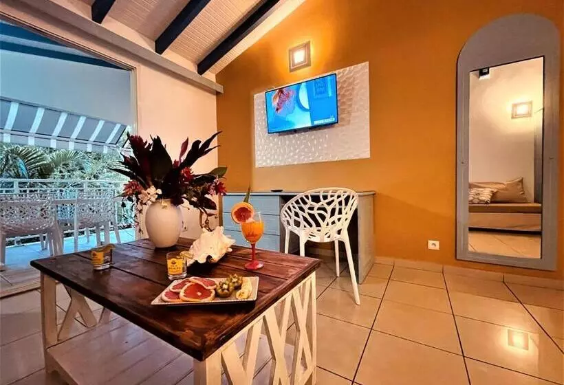 سوییت خانوادگی, Résidence Tropicana Suites