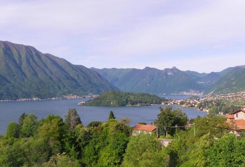 Номер Стандарт Вид на Озеро, Albergo Rusall