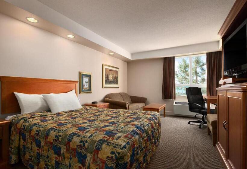 标准间带双人床, Travelodge By Wyndham Spruce Grove