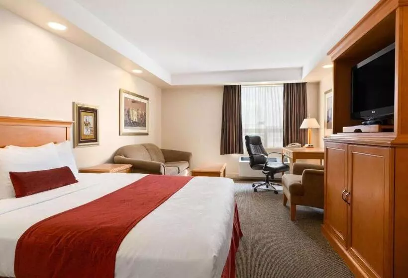 ダブルベッドスタンダードルーム, Travelodge By Wyndham Spruce Grove