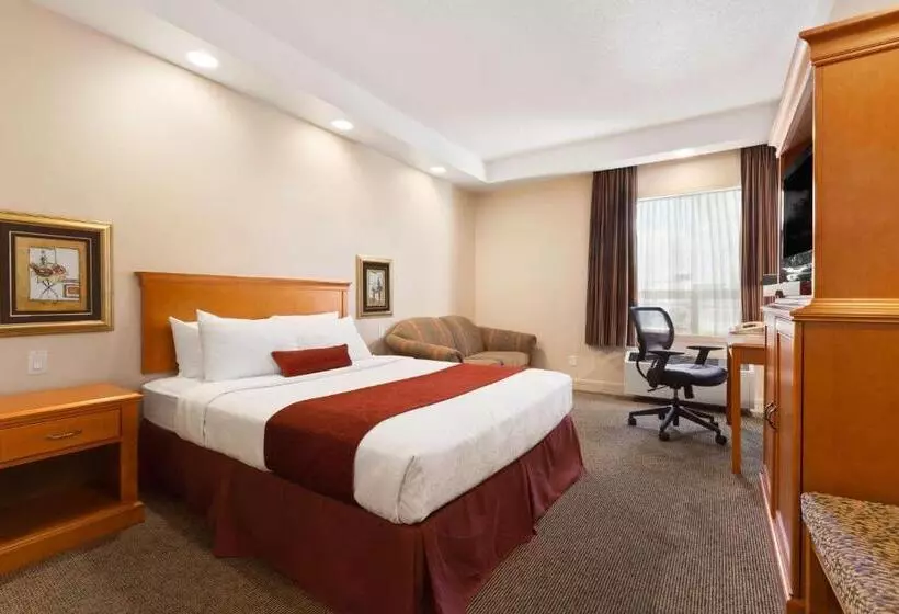 身障者適用スタンダードルーム, Travelodge By Wyndham Spruce Grove