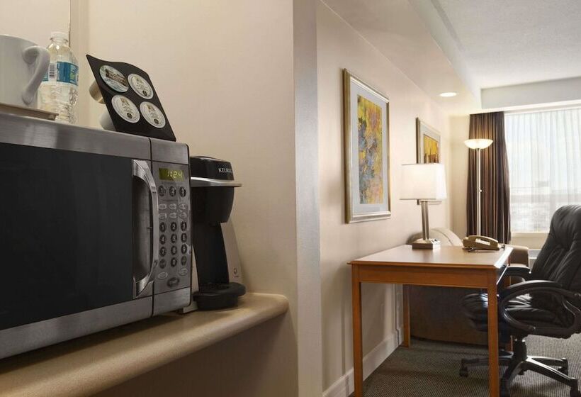 חדר סטנדרט מיטה זוגית, Travelodge By Wyndham Spruce Grove