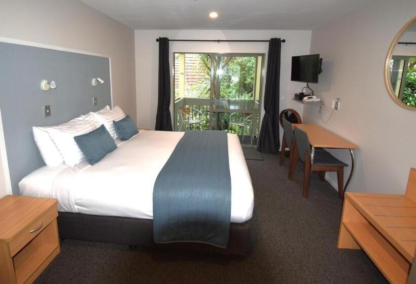 חדר סטנדרט עם מיטת קינג, La Rochelle Motel